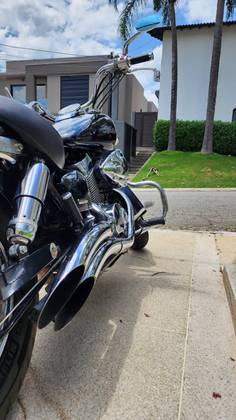 HONDA SHADOW 750 